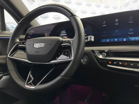 Used 2024 Cadillac Lyriq Sport image 28