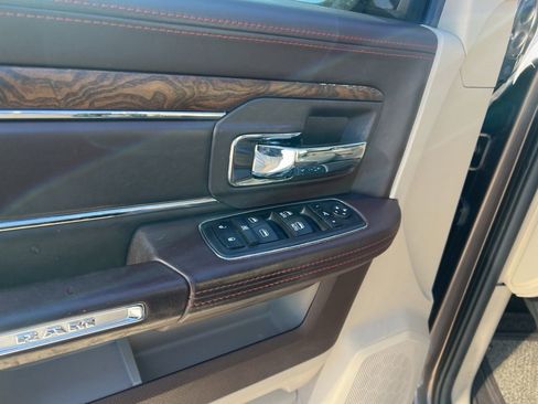 Used 2018 RAM 1500 Laramie Longhorn w/ Longhorn Southfork Package image 21