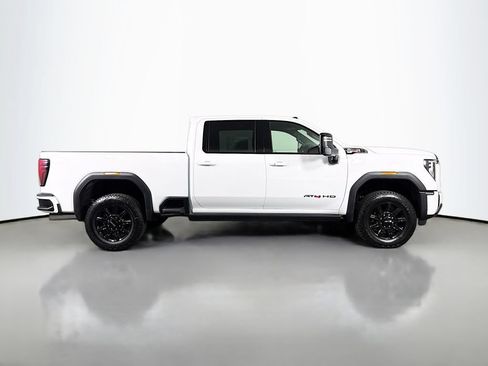 New 2026 GMC Sierra 2500 AT4 AWD/4WD image 8