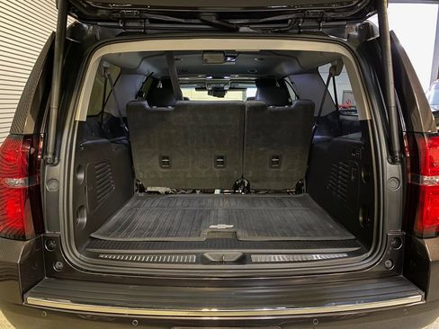 Used 2016 Chevrolet Suburban LTZ image 20