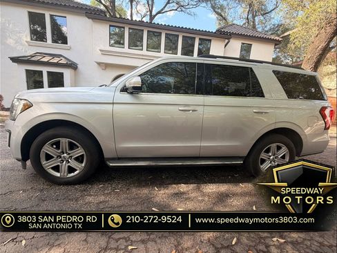 Used 2019 Ford Expedition XLT w/ Equipment Group 202A RWD image 8