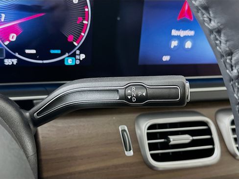 New 2026 Mercedes-Benz GLE 350 4MATIC image 17