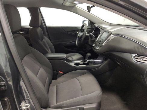Used 2018 Chevrolet Malibu LT FWD image 21