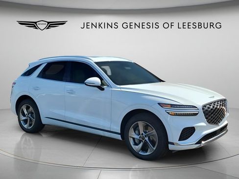 Used 2026 Genesis GV70 2.5T Select AWD/4WD image 2