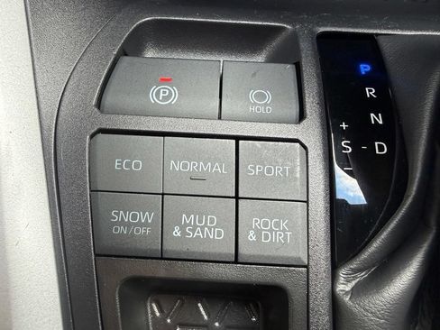 Used 2025 Toyota RAV4 XLE w/ Convenience Package AWD/4WD image 24