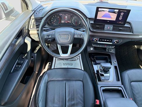 Used 2021 Audi Q5 2.0T Premium w/ Convenience Package image 17