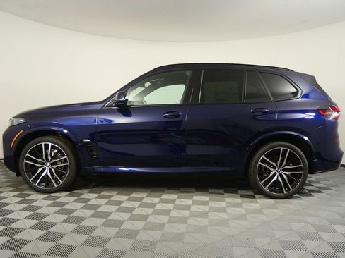 Used 2026 BMW X5 xDrive40i w/ M Sport Package image 6