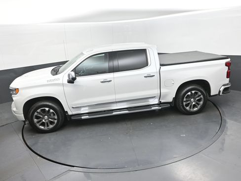 Used 2024 Chevrolet Silverado 1500 High Country w/ Z71 Off-Road Package AWD/4WD image 38