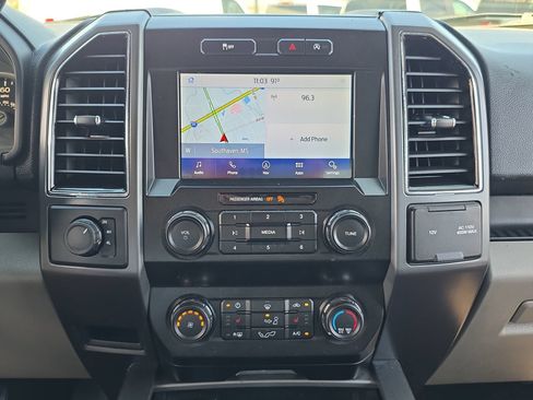 Used 2020 Ford F150 XLT w/ Equipment Group 302A Luxury AWD/4WD image 23