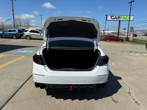 Used 2018 Honda Accord LX image 11