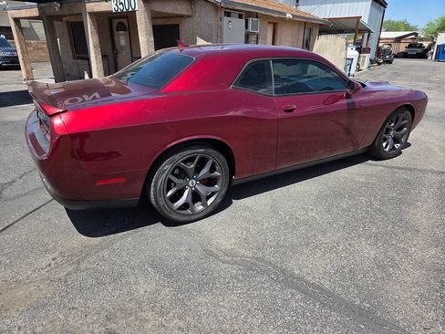 Used 2018 Dodge Challenger SXT Plus RWD image 3