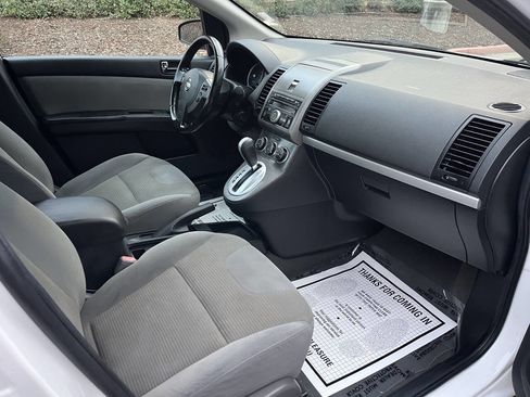 Used 2010 Nissan Sentra 2.0 S w/ Convenience Pkg image 11