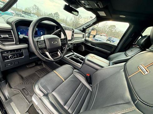 Used 2024 Ford F250 Platinum w/ Tremor Off-Road Package image 22