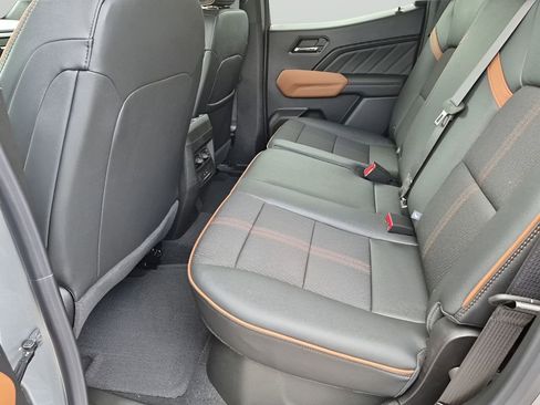 New 2026 GMC Canyon AT4 AWD/4WD image 23