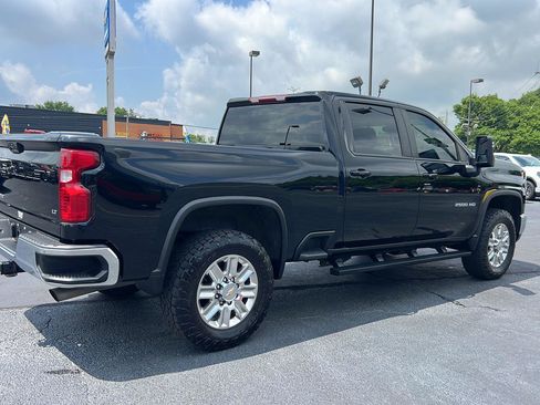 Used 2024 Chevrolet Silverado 2500 LT AWD/4WD image 8