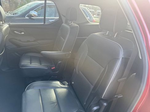 Used 2020 Chevrolet Traverse High Country AWD/4WD image 17