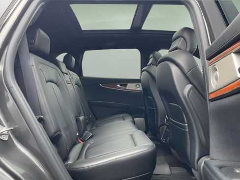 Used 2020 Lincoln Nautilus Reserve w/ Equipment Group 202A image 25