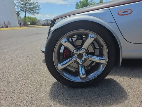 Used 2001 Plymouth Prowler RWD image 2