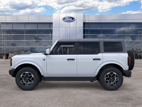 New 2026 Ford Bronco Outer Banks AWD/4WD image 3