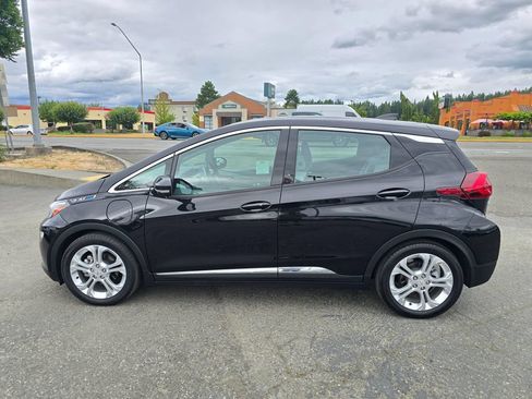 Used 2020 Chevrolet Bolt LT FWD image 4