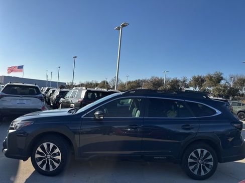 Used 2023 Subaru Outback Limited image 5