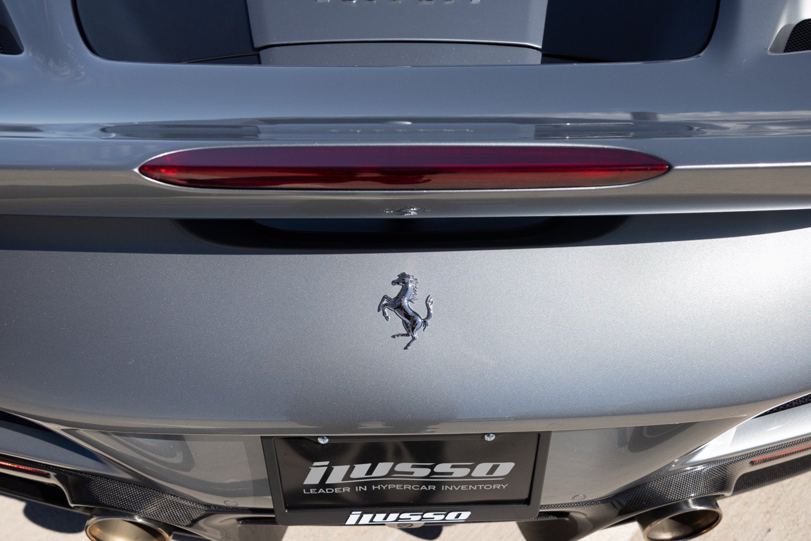 Used 2021 Ferrari F8 Tributo RWD image 45
