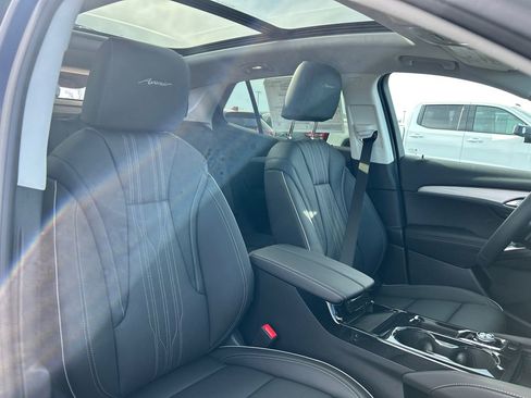 New 2026 Buick Envision Avenir image 39