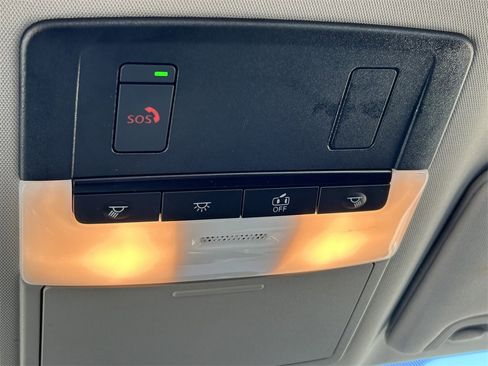 Used 2025 Nissan Altima 2.5 SV image 16