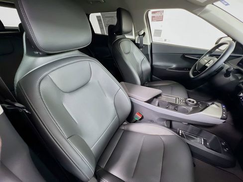 New 2025 Kia EV6 Wind image 21