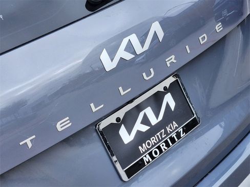 New 2025 Kia Telluride S image 8