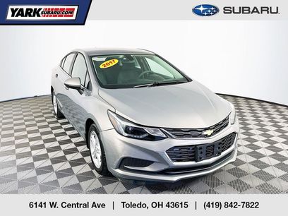 Used 2017 Chevrolet Cruze LT
