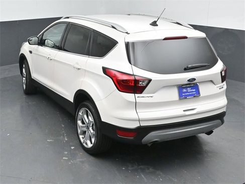 Certified 2019 Ford Escape Titanium image 50