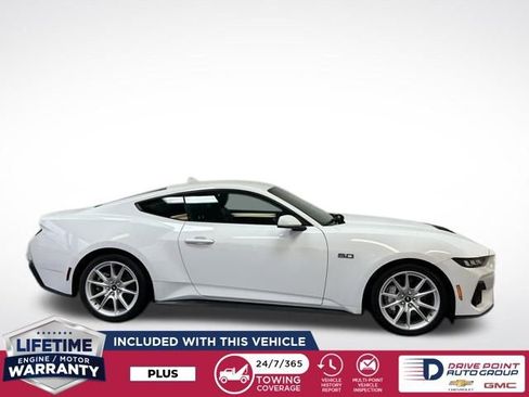 Used 2024 Ford Mustang GT Premium image 2