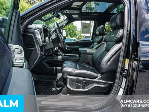 Used 2025 Ford F450 Platinum w/ FX4 Off-Road Package image 19