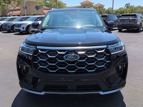 New 2026 Ford Explorer Platinum AWD/4WD image 9