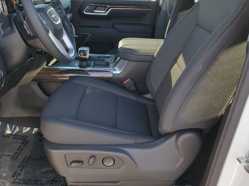 New 2026 GMC Sierra 1500 Elevation w/ Preferred Package image 6