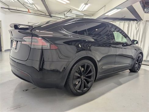 Used 2018 Tesla Model X 75D image 3