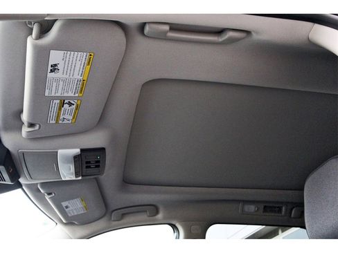 New 2025 Nissan Pathfinder SV w/ SV Premium Package image 29