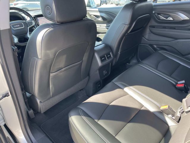 Used 2022 GMC Terrain SLT w/ Infotainment Package II FWD image 19