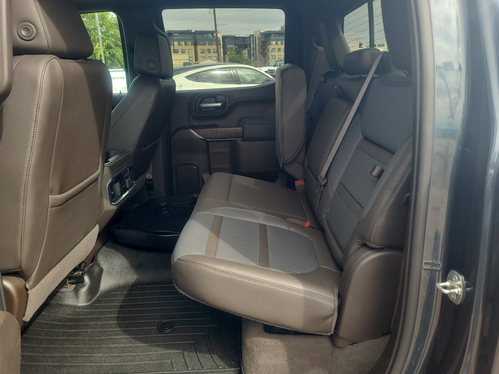 Used 2020 GMC Sierra 1500 Denali w/ Denali Ultimate Package AWD/4WD image 17