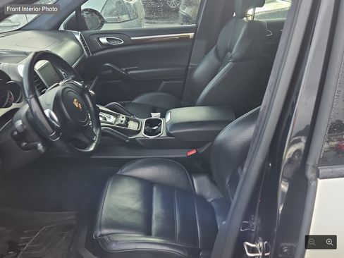 Used 2014 Porsche Cayenne Turbo S AWD/4WD image 7