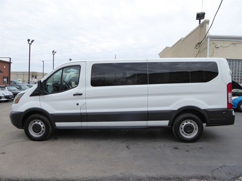 Used 2015 Ford Transit 350 XL image 4
