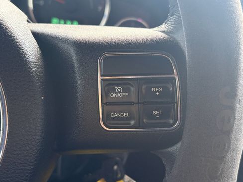 Used 2016 Jeep Wrangler Unlimited Sahara AWD/4WD image 26