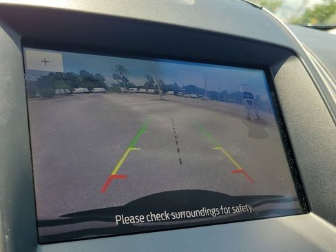 Used 2019 Ford Edge SEL FWD image 31