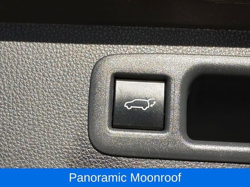 Used 2021 Toyota Highlander Platinum image 14