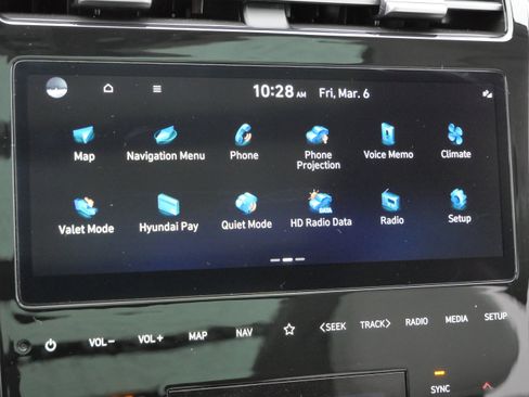 Certified 2024 Hyundai Tucson Limited image 23