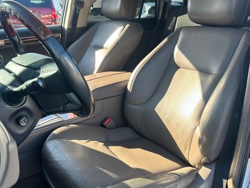 Used 2013 Lexus GX 460 image 9