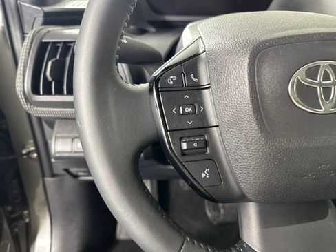 Used 2023 Toyota bZ4X XLE w/ Weather Package image 15