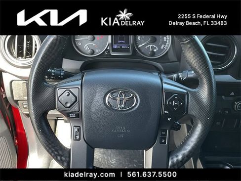 Used 2019 Toyota Tacoma TRD Sport image 23