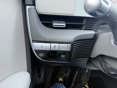 Used 2023 Hyundai Ioniq 5 SE w/ Cargo Package image 29